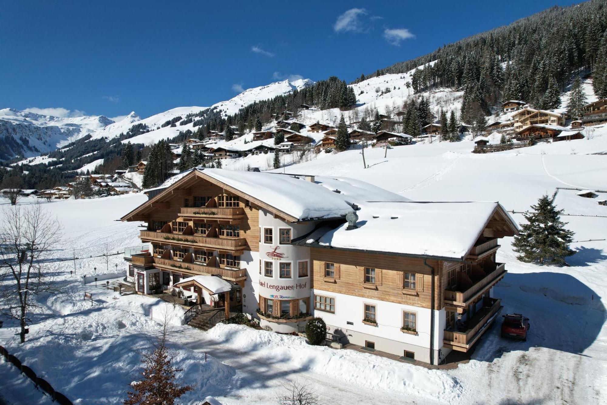 Familienhotel Lengauer Hof Saalbach-Hinterglemm Exterior photo